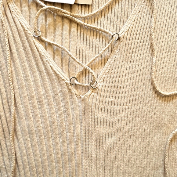 NWT Ribbed Sweater - Picture 2 of 5